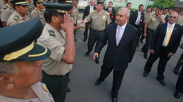 El ministro del Interior evalúa a 47 generales para elegir al director de PNP