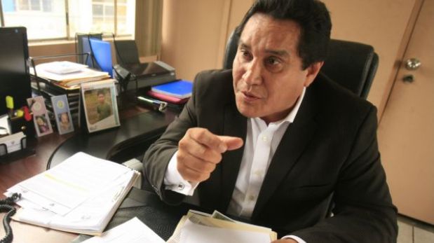 Burgos espera sentencia en millonario juicio que lo vincula al lavado de activos