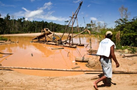 Gobierno creará fondo para comprar oro a minería informal