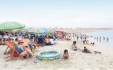 Policía de salvataje no tiene dinero para comprar banderas de peligro en el mar