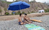 Préstamo de sombrillas en playas de Miraflores