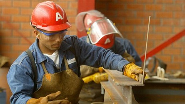 "Hay trabajo, falta empleo", por Alfredo Torres