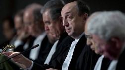 "Derecho, equidad y proporcionalidad", por Enrique Bernales