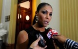 Uribe evalúa denunciar por difamación a ex director de colegio