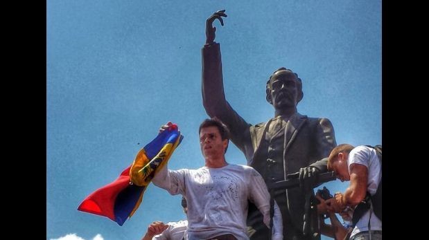 Leopoldo López se entregó "para que Venezuela despierte"