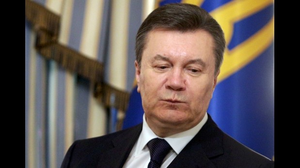 Ucrania: Parlamento destituye a Yanukovich de la presidencia