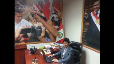 El mayor fan de los Humala despacha en el Congreso
