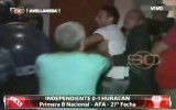 Jugador de Independiente quiso pelearse con los hinchas