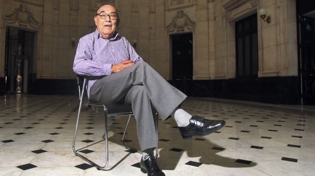 Óscar Avilés, el hombre que escribió la historia del criollismo