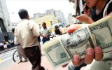Tipo de cambio retrocede a S/.2,773 por ventas de dólares