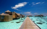 Sobre el agua: Mira este resort en medio del Océano Índico