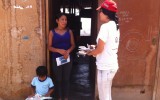 Voluntarios enseñan prevención en sectores vulnerables