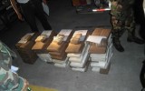 Intervienen bote con casi media tonelada de droga