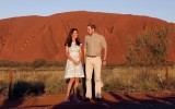 Los principes William Y Kate visitan Uluru en Australia