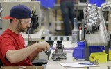 La manufactura de EE.UU. alcanzó su mayor avance en tres años