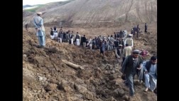 Mueren sepultadas al menos 350 personas en Afganistán