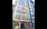 Cuatro personas quedaron atrapadas en ascensor de La Victoria