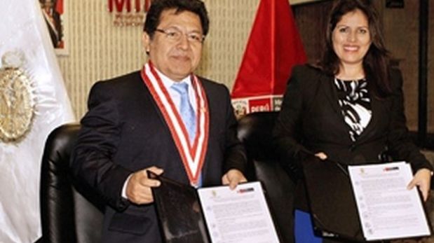 Ramos y Omonte firman convenio contra la trata de personas