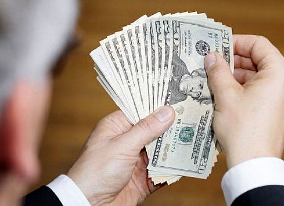 BCR limitó los derivados para evitar especulación con el dólar