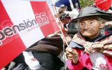 Pensión 65 presenta problemas con puntos de pago