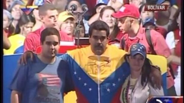 Maduro nombra a su inexperto hijo director de Escuela de Cine