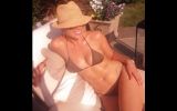 Jennifer López luce su espectacular figura a los 44 años