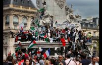 Se manifiestan contra Israel en marcha prohibida en París