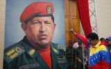 A lo Corea del Norte: Chávez es nombrado "líder eterno"