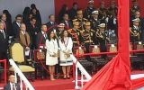 Nadine Heredia y Marisol Espinoza conversaron en Parada Militar