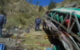 Cajatambo: exceso de pasajeros y carga causó vuelco de cúster