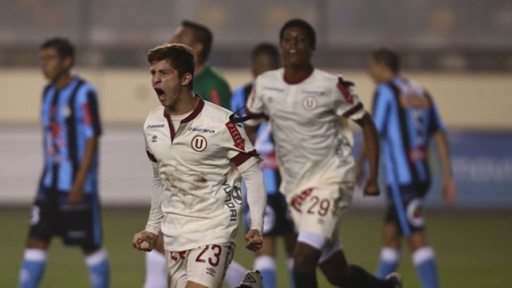 Universitario ganó 2-1 al Real Garcilaso en el Monumental