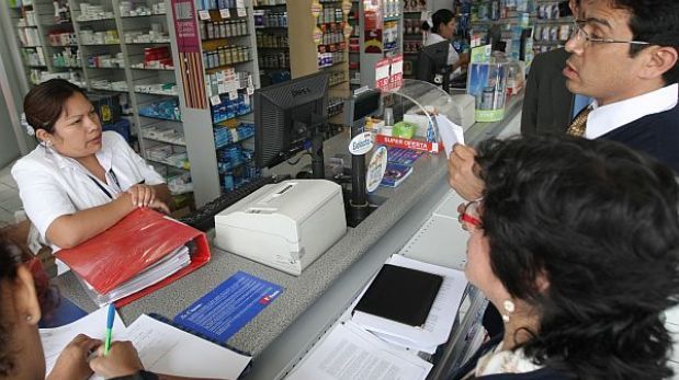Afiliados al SIS recibirán medicinas en farmacias privadas