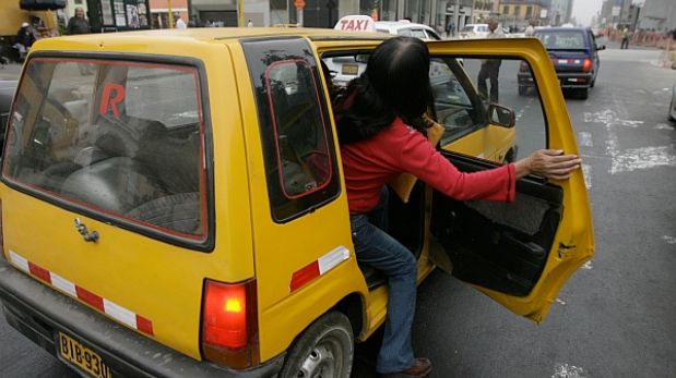 Policía investiga a banda de falsos taxistas en Miraflores 