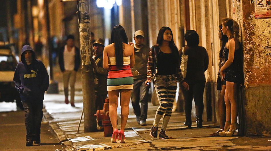 La Prostitución Callejera Un Problema Pendiente De Solución Foto