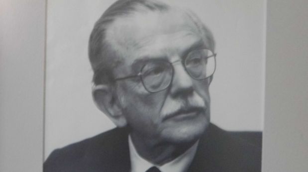 Augusto Tamayo Vargas, por Augusto Tamayo San Román