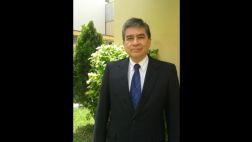 Papa Francisco incorpora a laico peruano a su comisión asesora