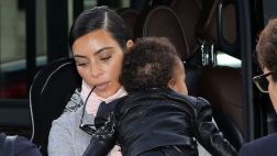 Kim Kardashian negó haber olvidado a su hija en un hotel