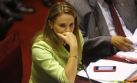 Cuestionan que fiscal solo investigue a Luciana León desde 2009