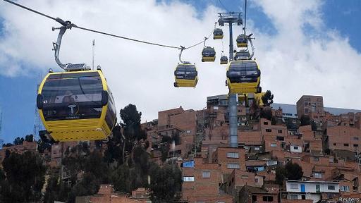 La Paz y El Alto están ahora unidas por un metrocable.