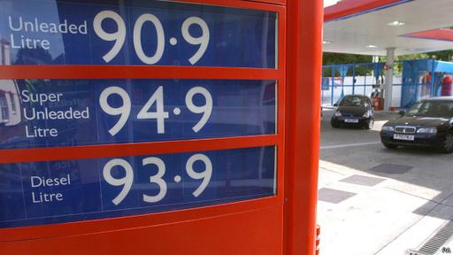 El plomo ha ido siendo eliminado de la gasolina en todo el mundo, aunque algunos países lo siguen utilizando.