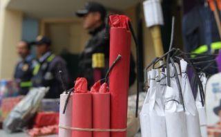 Cuidado con los pirotécnicos detonantes: pueden mutilarte