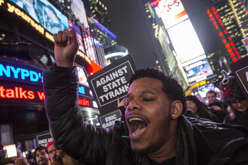 Eric Garner: Protestas en Nueva York Dejan 83 Detenidos