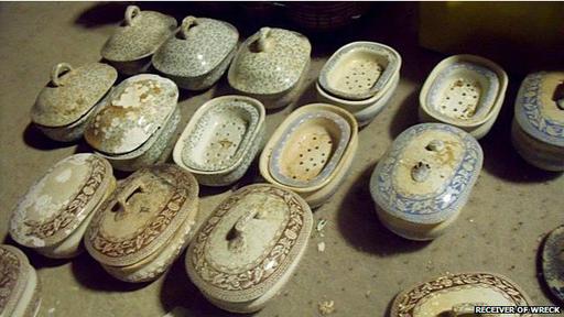 Objetos de cerámica del siglo XIX hallados en Reino Unido.