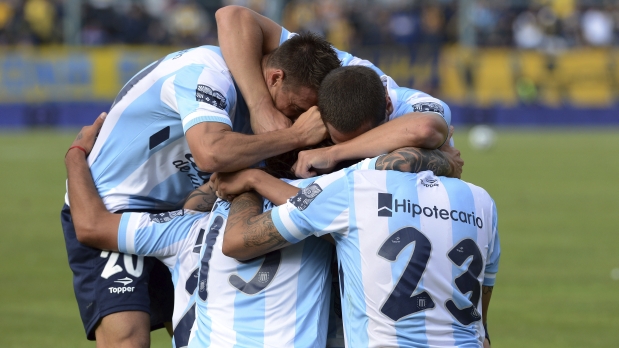 Racing Club es campeón del fútbol argentino luego de 13 años