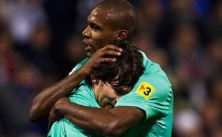 Facebook: Lionel Messi dedicó mensaje a Abidal por su retiro