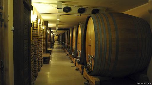 Exportar vino con el fin de reducir las reservas no es necesariamente una solución.