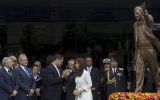 Argentina pagó US$ 100 mil por esta estatua de Néstor Kirchner