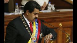 Maduro pide al Congreso que discuta un aumento de la gasolina
