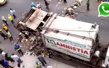 VMT: Trabajadores vaciaron camión de basura frente a municipio