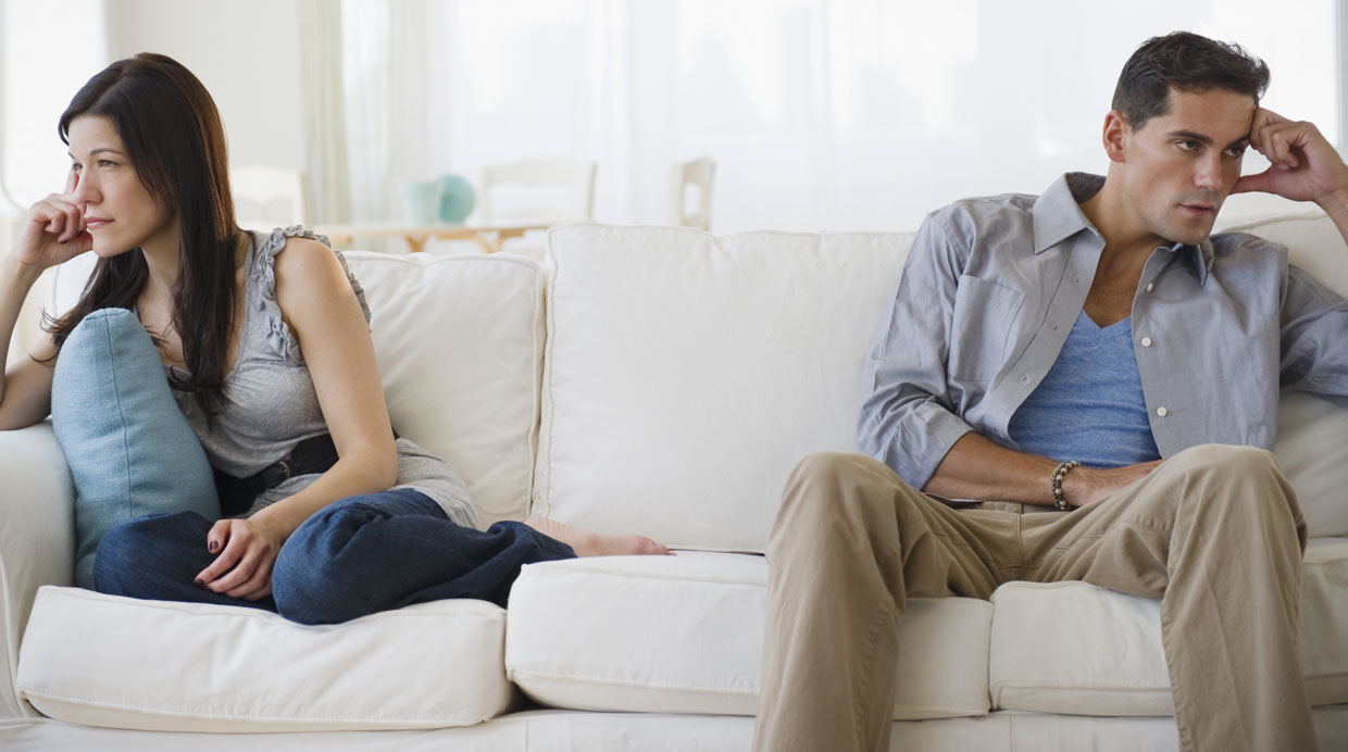 Dejar de hablarle a tu pareja podría causar problemas